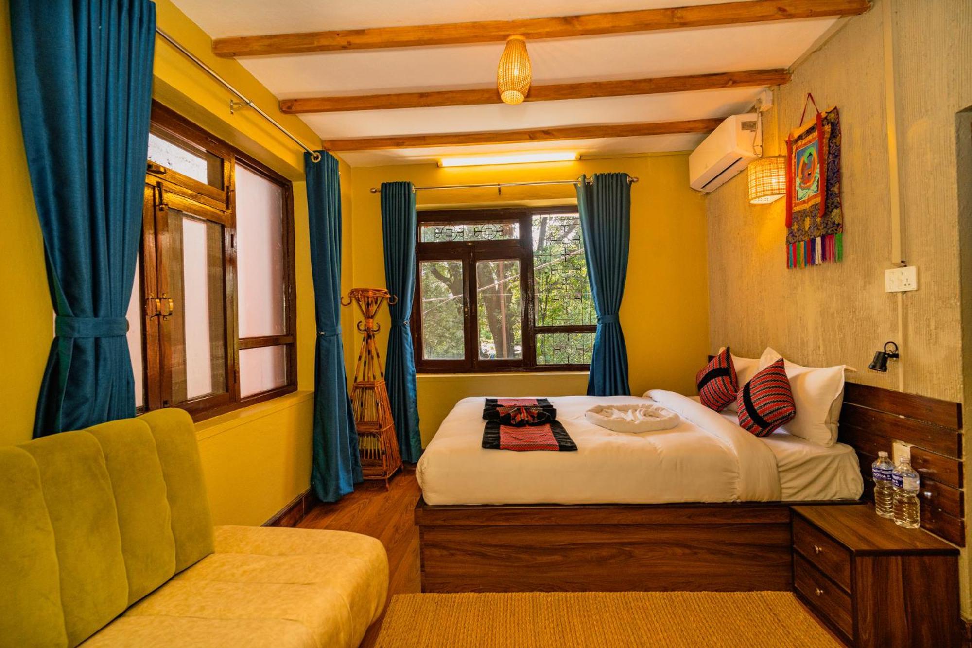 Nepali Heritage Hotel Kathmandu Buitenkant foto