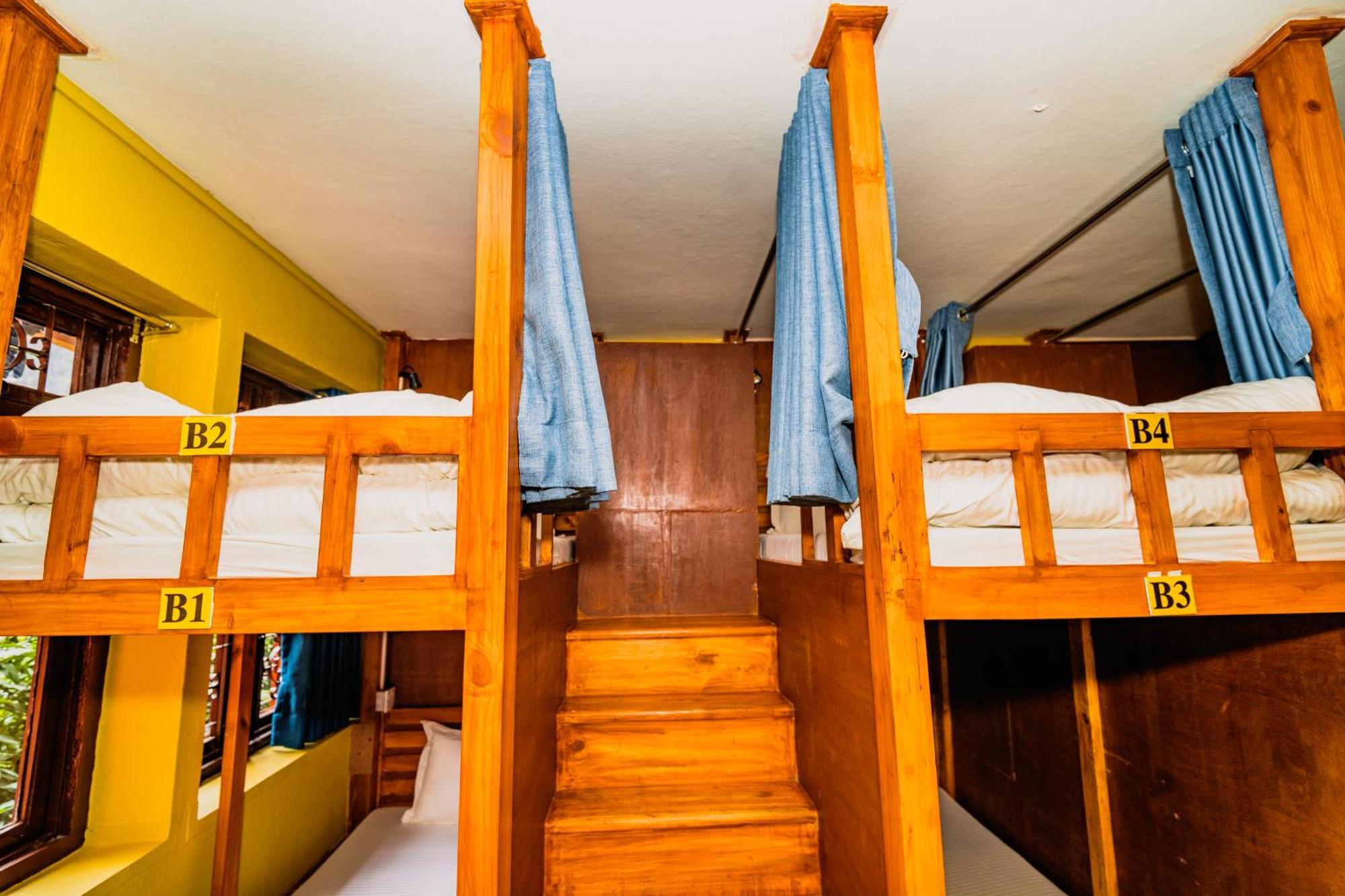 Nepali Heritage Hotel Kathmandu Buitenkant foto