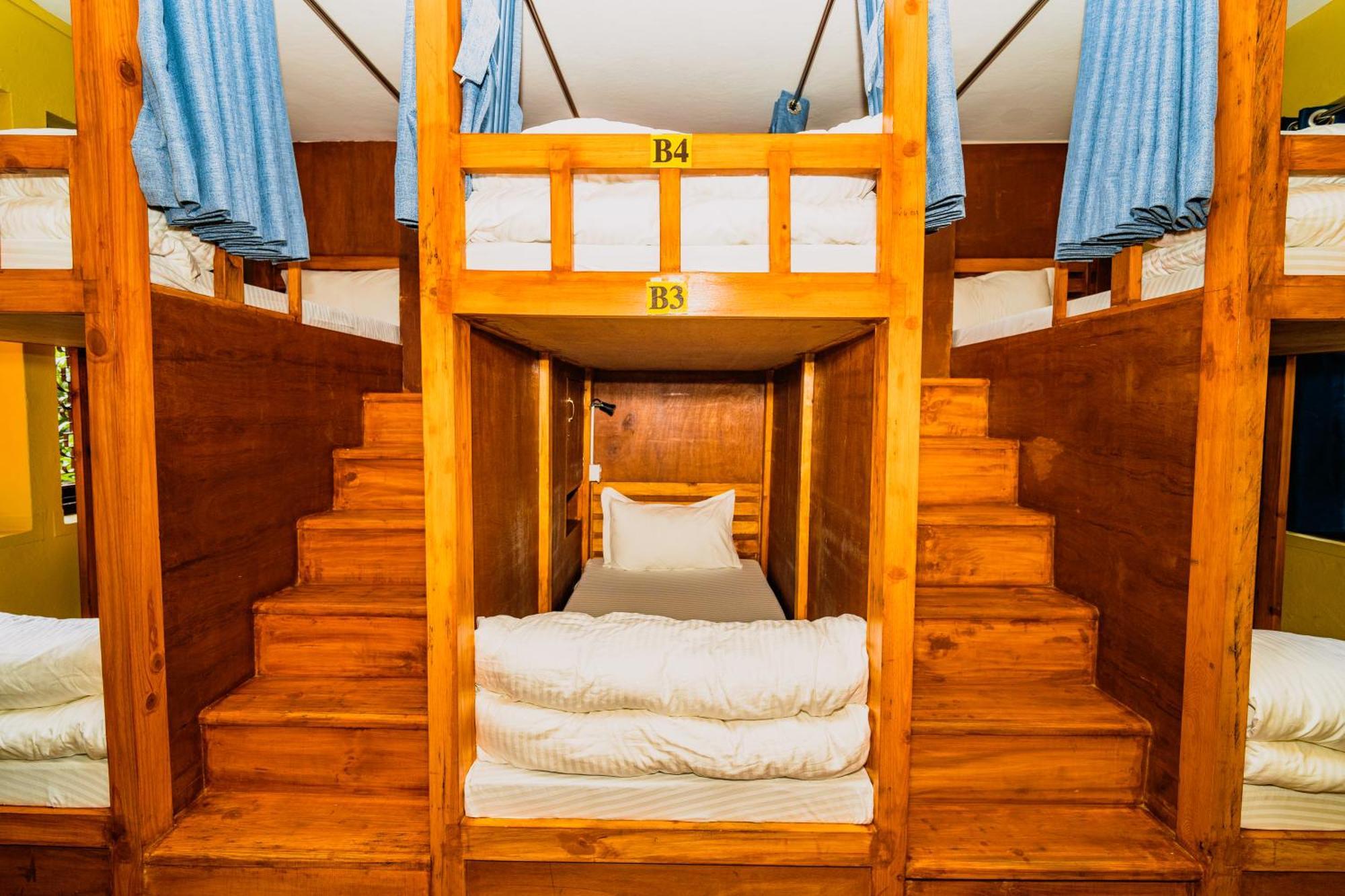 Nepali Heritage Hotel Kathmandu Buitenkant foto
