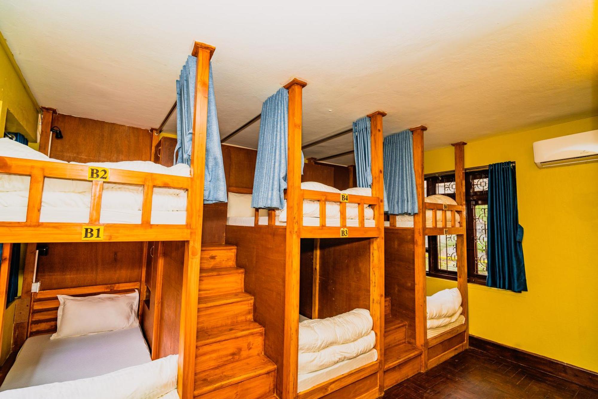 Nepali Heritage Hotel Kathmandu Buitenkant foto