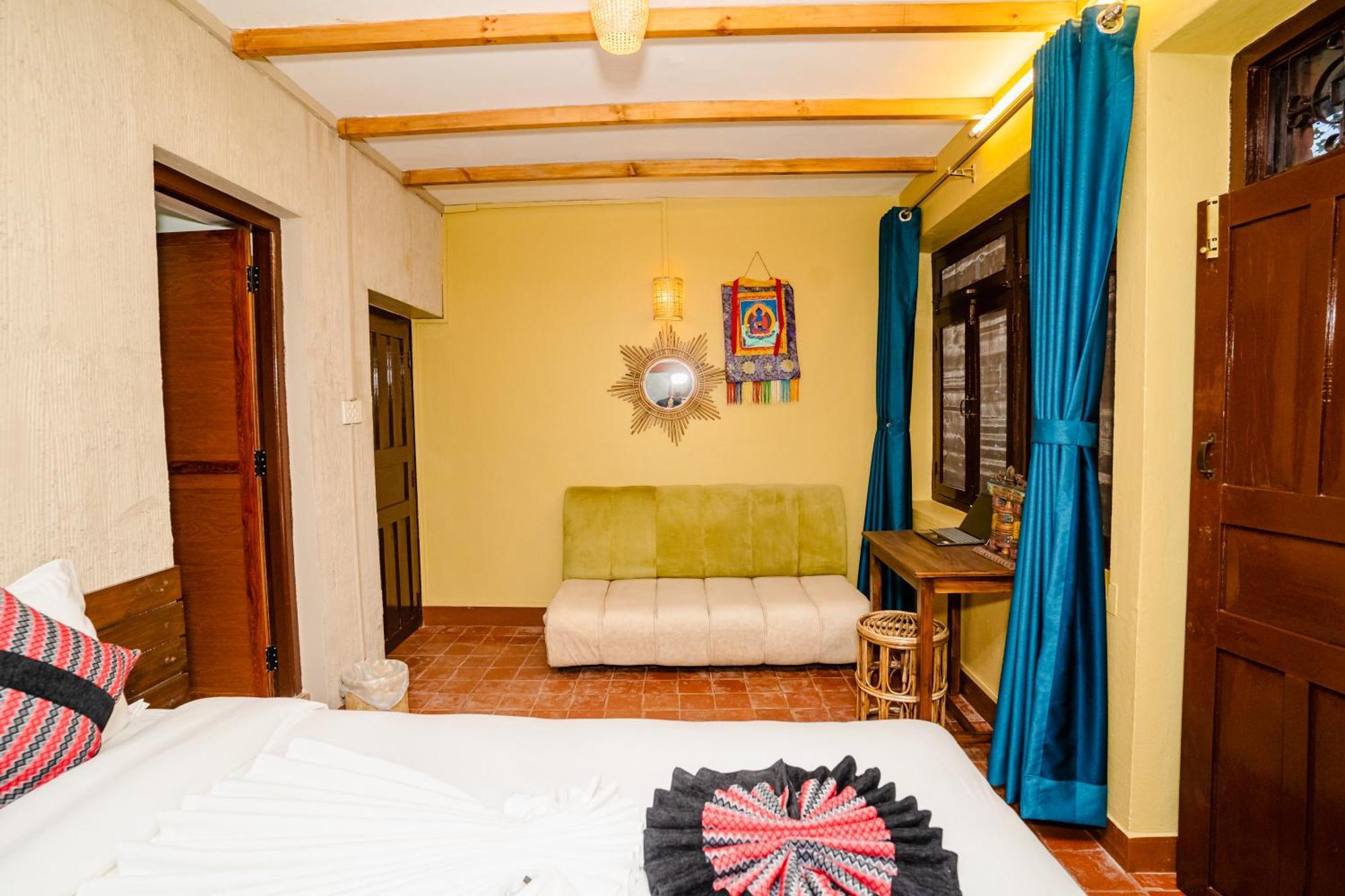 Nepali Heritage Hotel Kathmandu Buitenkant foto
