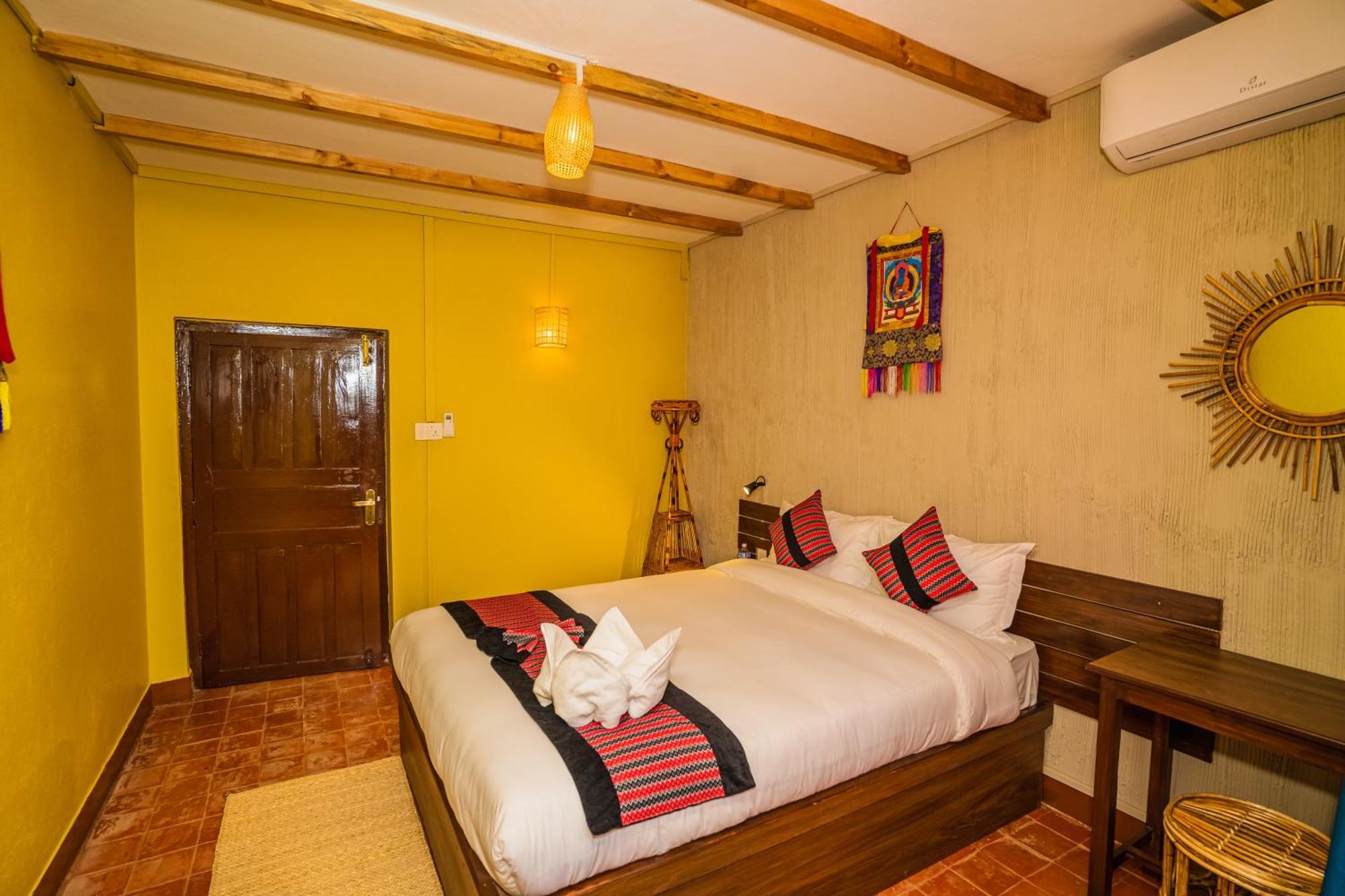 Nepali Heritage Hotel Kathmandu Buitenkant foto