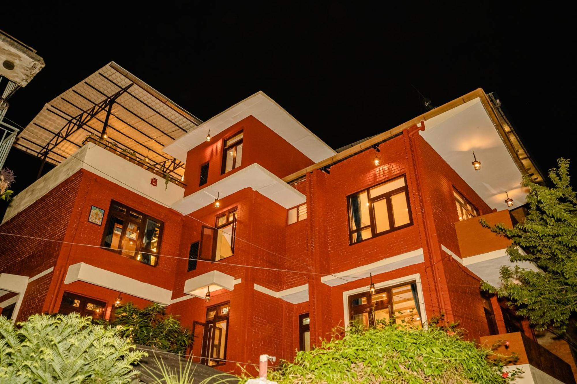 Nepali Heritage Hotel Kathmandu Buitenkant foto