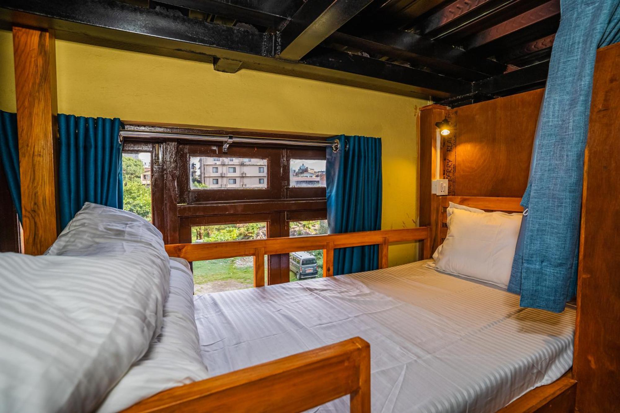 Nepali Heritage Hotel Kathmandu Buitenkant foto