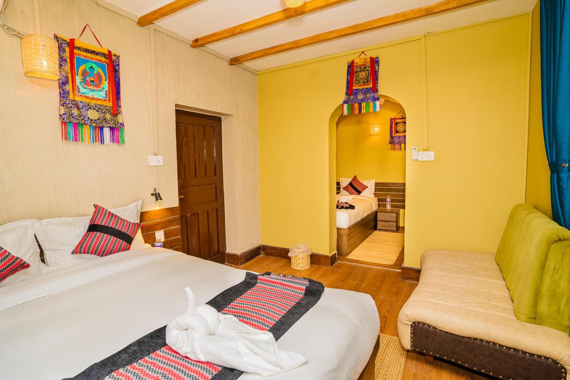 Nepali Heritage Hotel Kathmandu Buitenkant foto