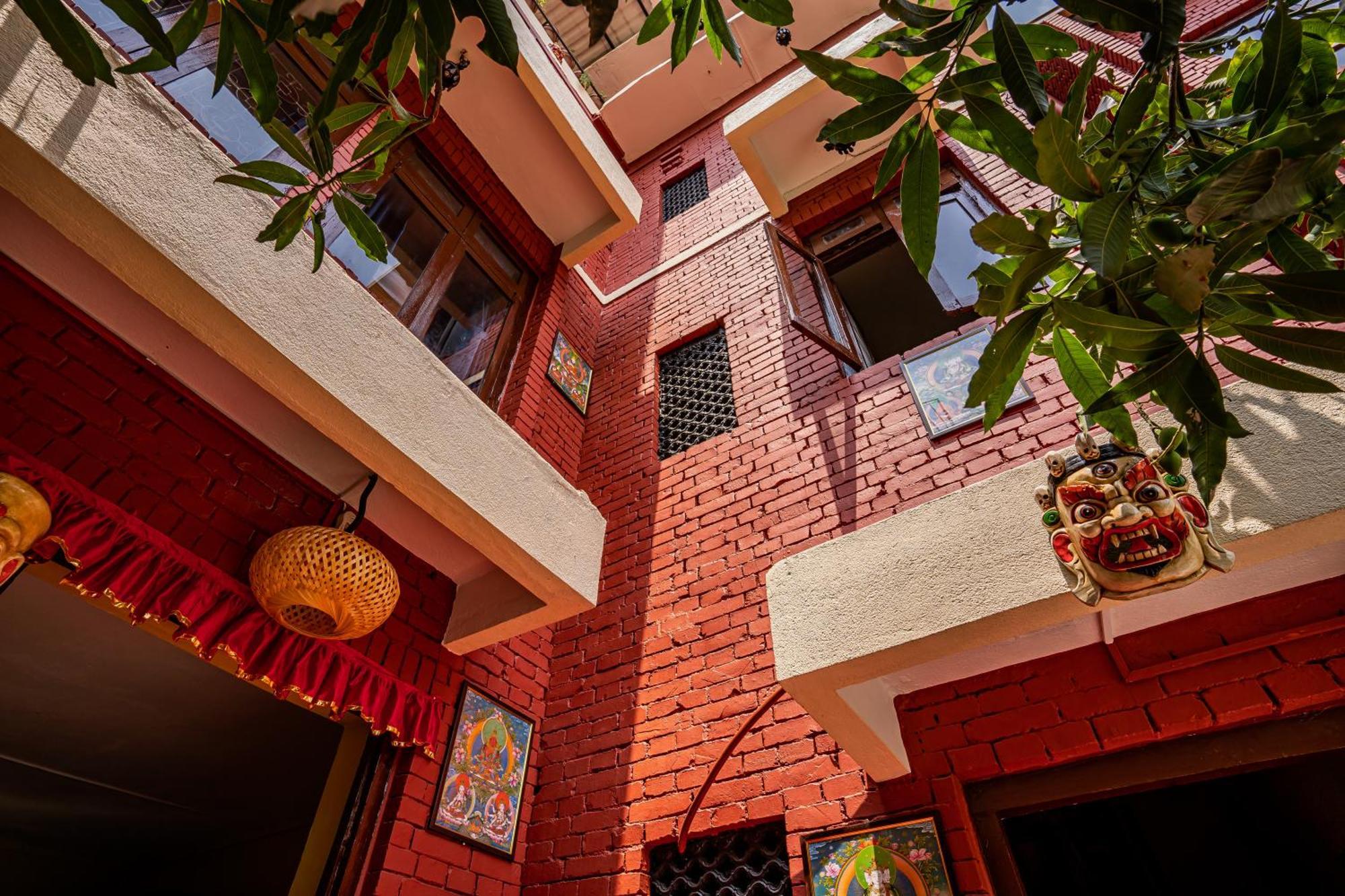 Nepali Heritage Hotel Kathmandu Buitenkant foto